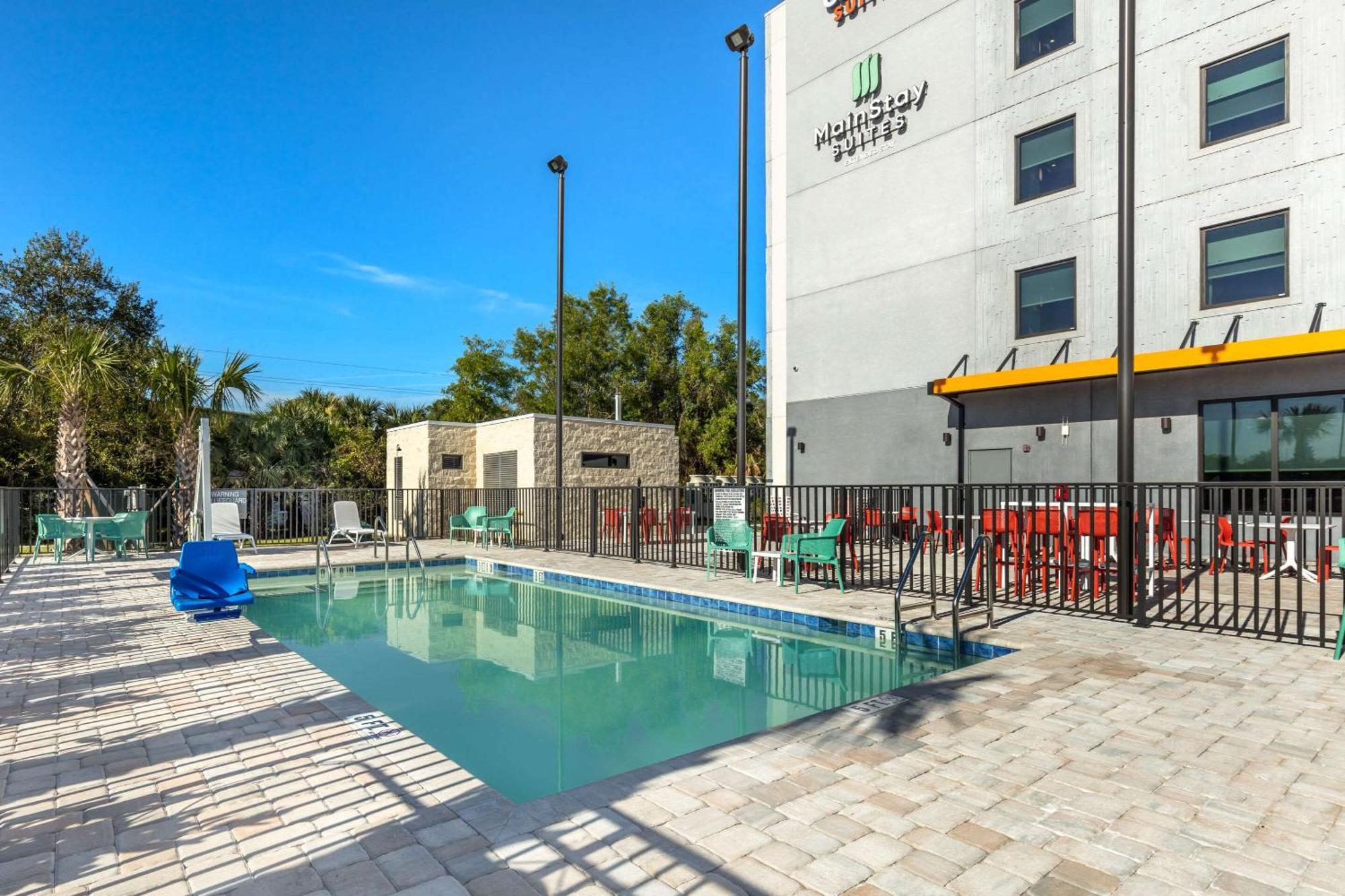Comfort Suites Fort Myers East I-75 ภายนอก รูปภาพ